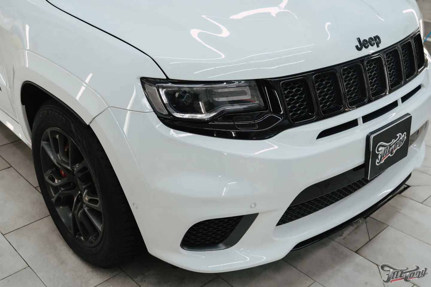 Полировка кузова Jeep Grand Cherokee SRT